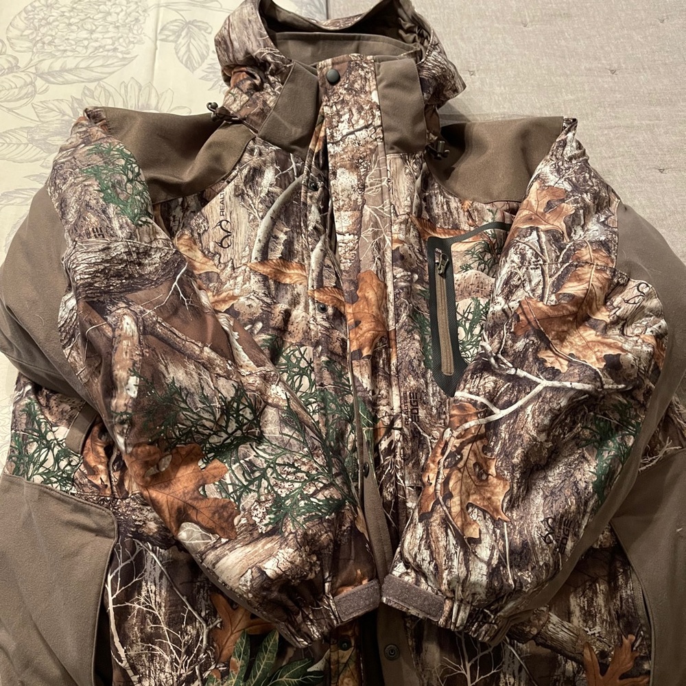 “Pursuit Gear” 3 in 1 insulated hunting coat.  Size XL.